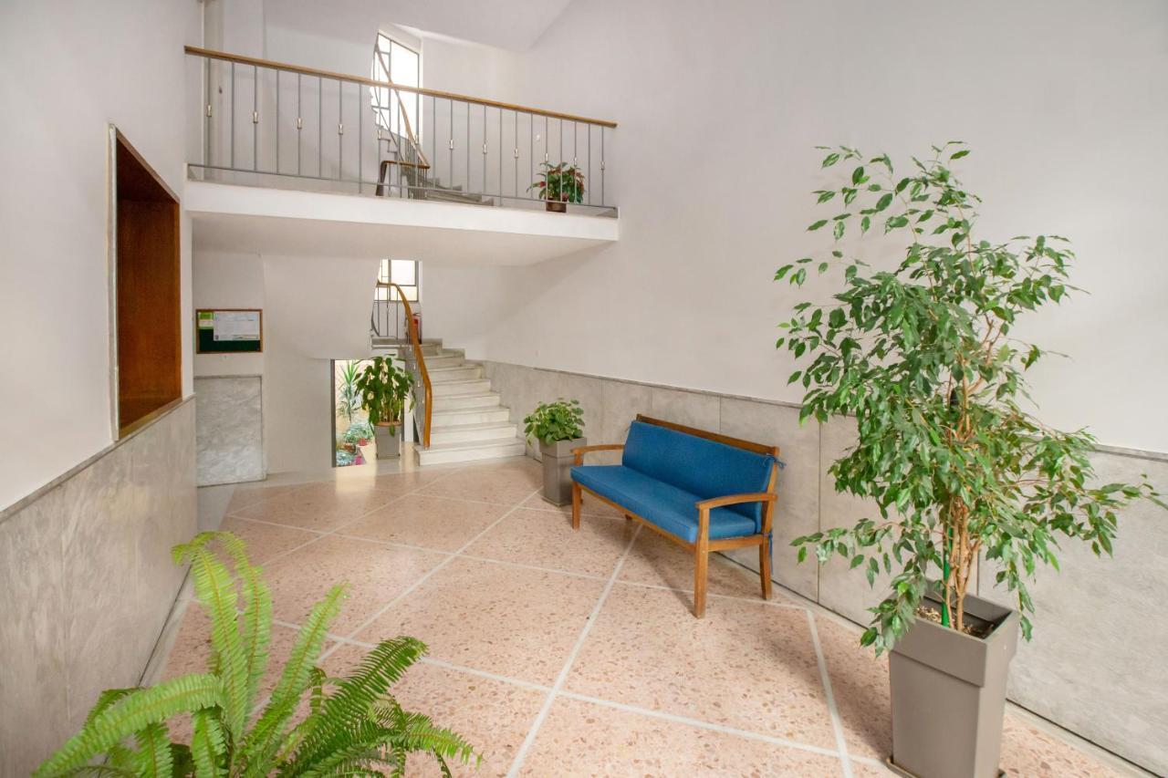 Upscale Luxury Athens Renovated Dream Home In One Of The Most Favorable Locations By National Gardens, Zoo & Hellenic Parliament In Syntagma And Stylish Exquisite Kolonaki Neighborhood Dış mekan fotoğraf