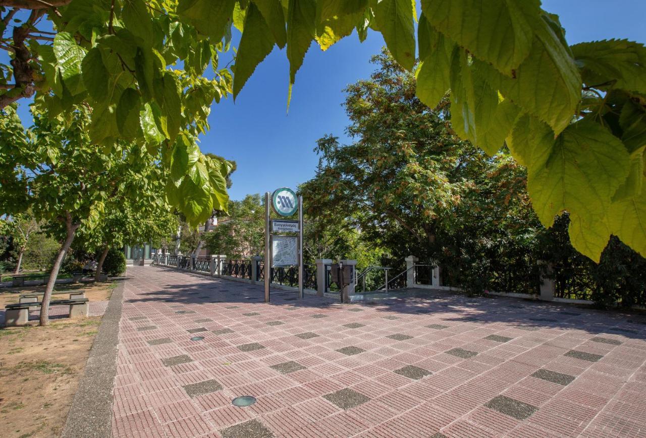 Upscale Luxury Athens Renovated Dream Home In One Of The Most Favorable Locations By National Gardens, Zoo & Hellenic Parliament In Syntagma And Stylish Exquisite Kolonaki Neighborhood Dış mekan fotoğraf